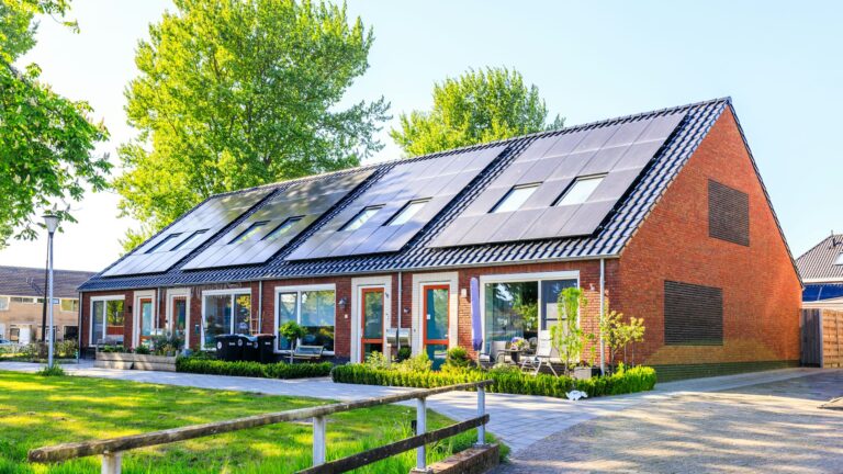 Quelle stratégie adopter pour construire une maison durable à Auray ?